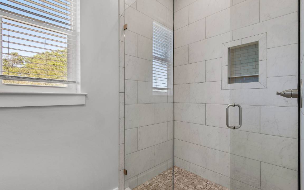 Photo of Bathroom in Emerald Waters Village