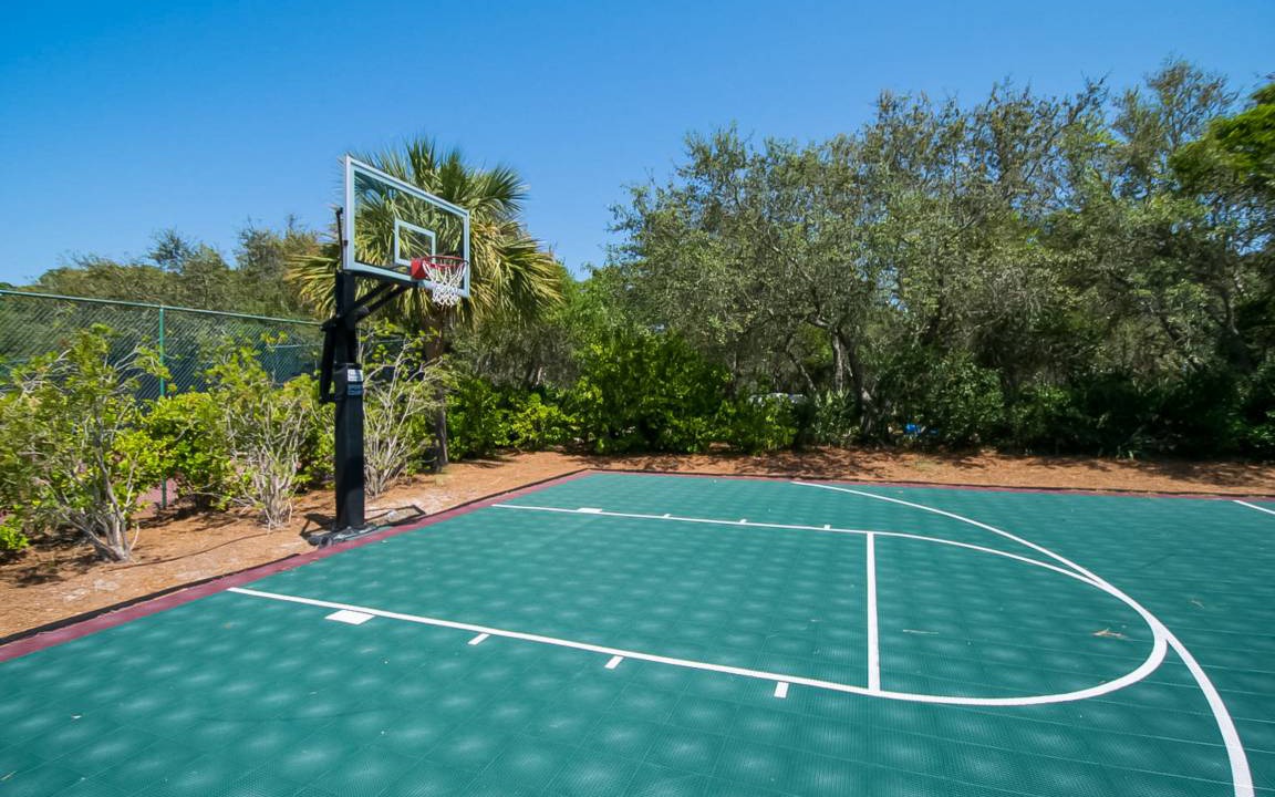 Photo of Outdoor in Sunnyside