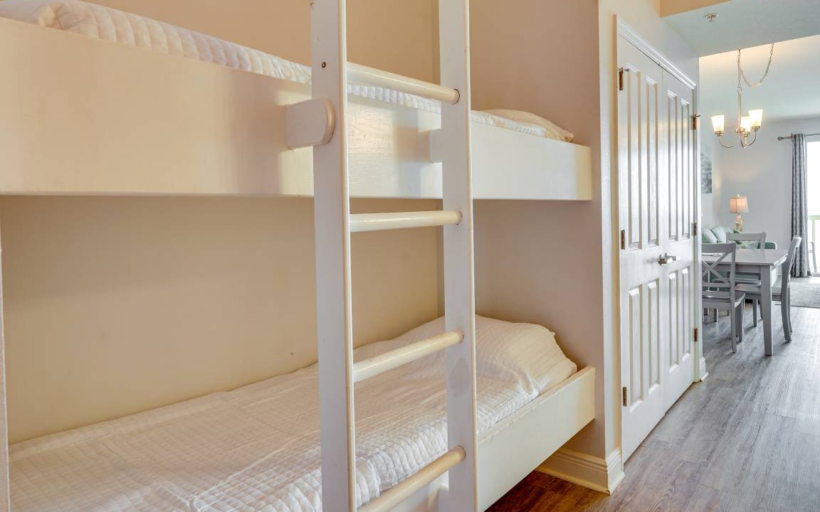 Photo of Bedroom in Miramar Beach