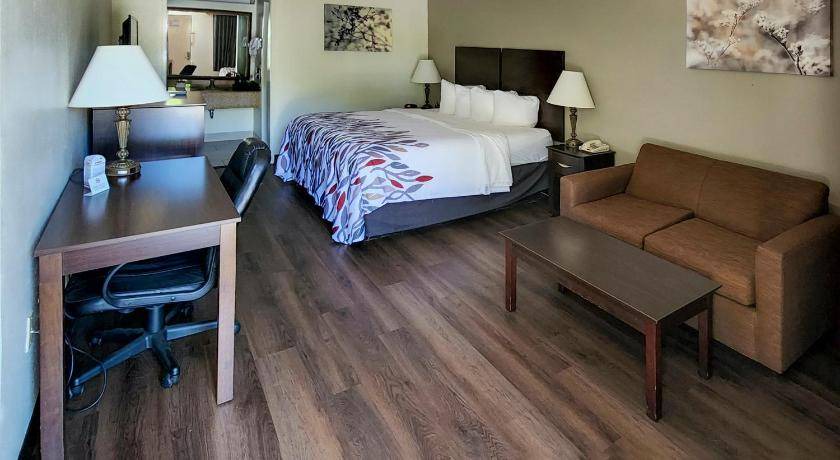 Photo of Bedroom in Tallahassee
