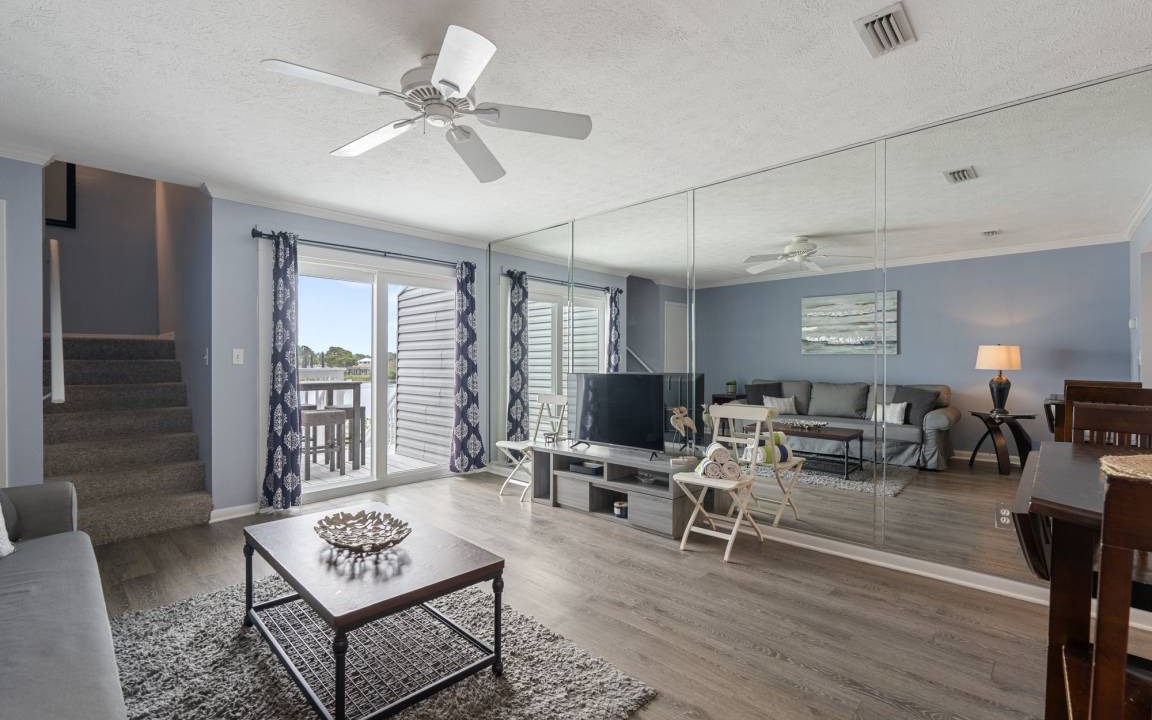 Photo of Livingroom in El Centro Beach