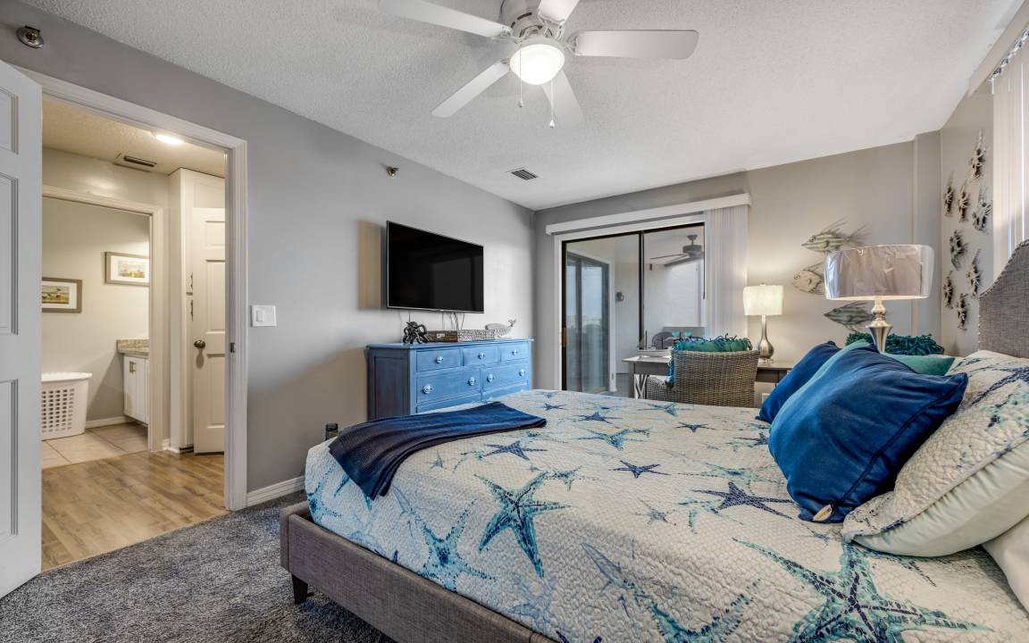 Photo of Bedroom in Gulf Lagoon Beach