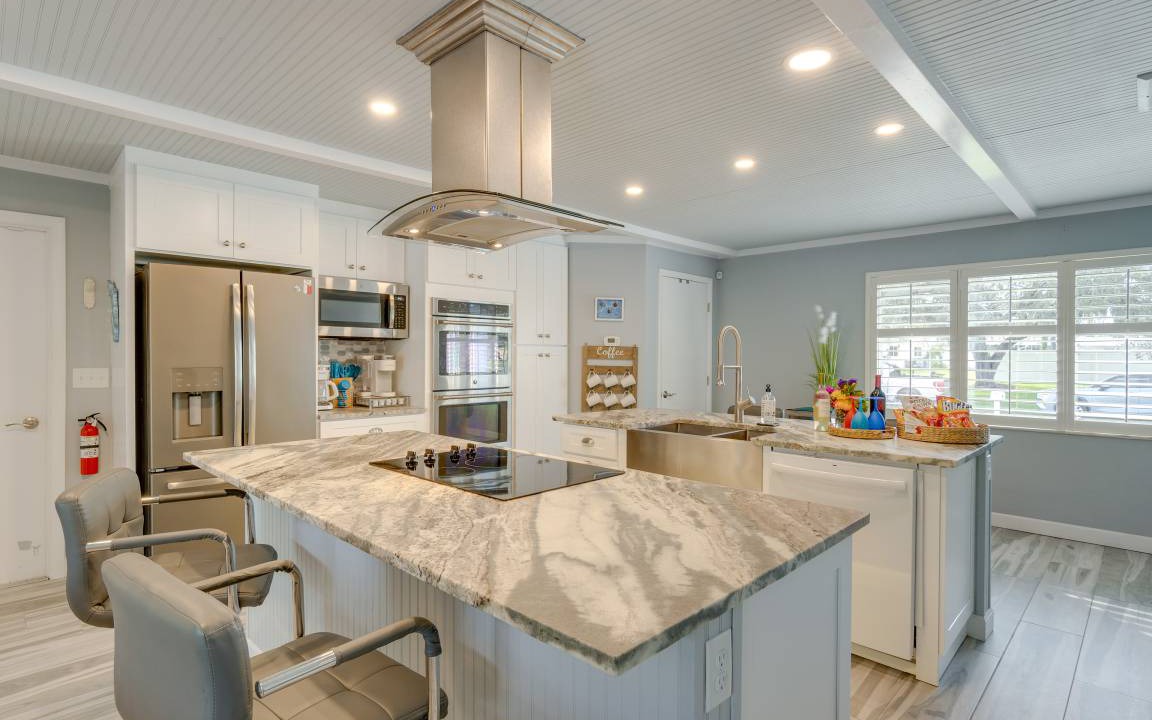 Photo of Livingroom in Gulf Gate Estates