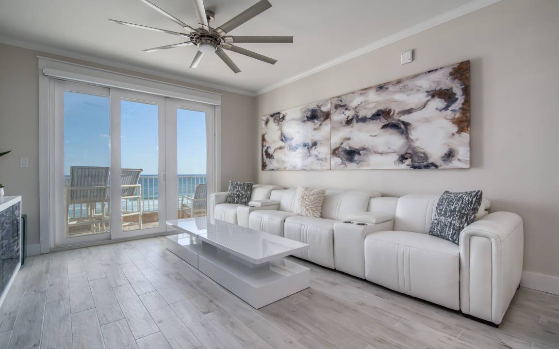 Photo of Livingroom in Crystal Beach