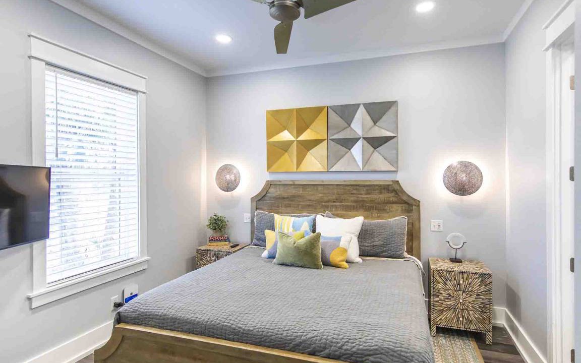 Photo of Bedroom in Miramar Beach