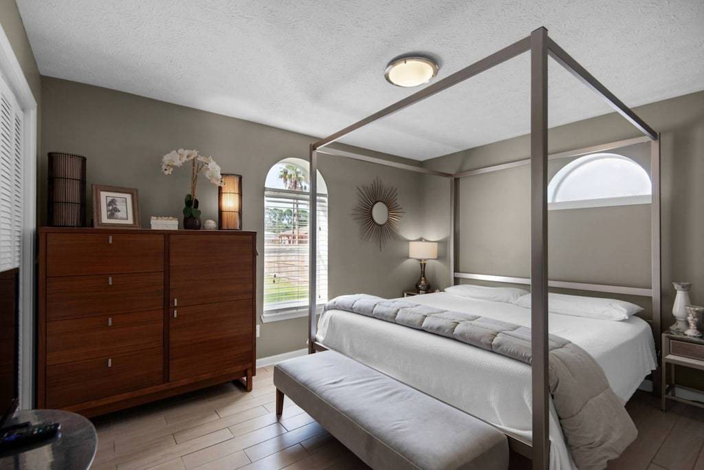 Photo of Bedroom in Laguna Beach