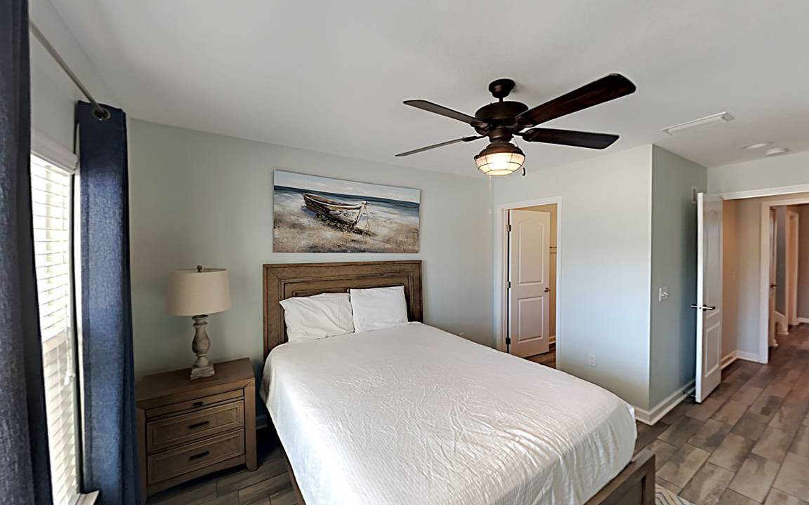 Photo of Bedroom in Miramar Beach