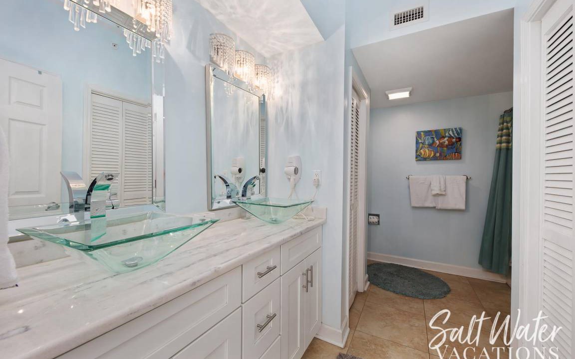 Photo of Bathroom in Crystal Beach