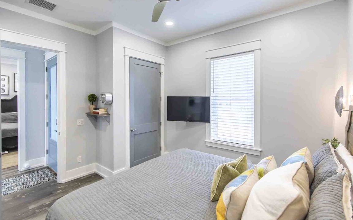 Photo of Bedroom in Miramar Beach