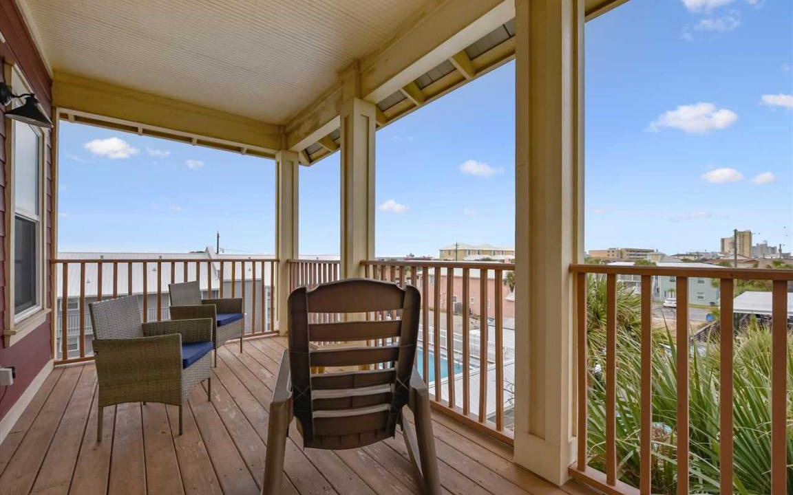 Photo of Patio Balcony in Silver Sands Beach