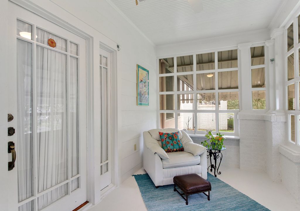 Photo of Livingroom in Gentilly Terrace