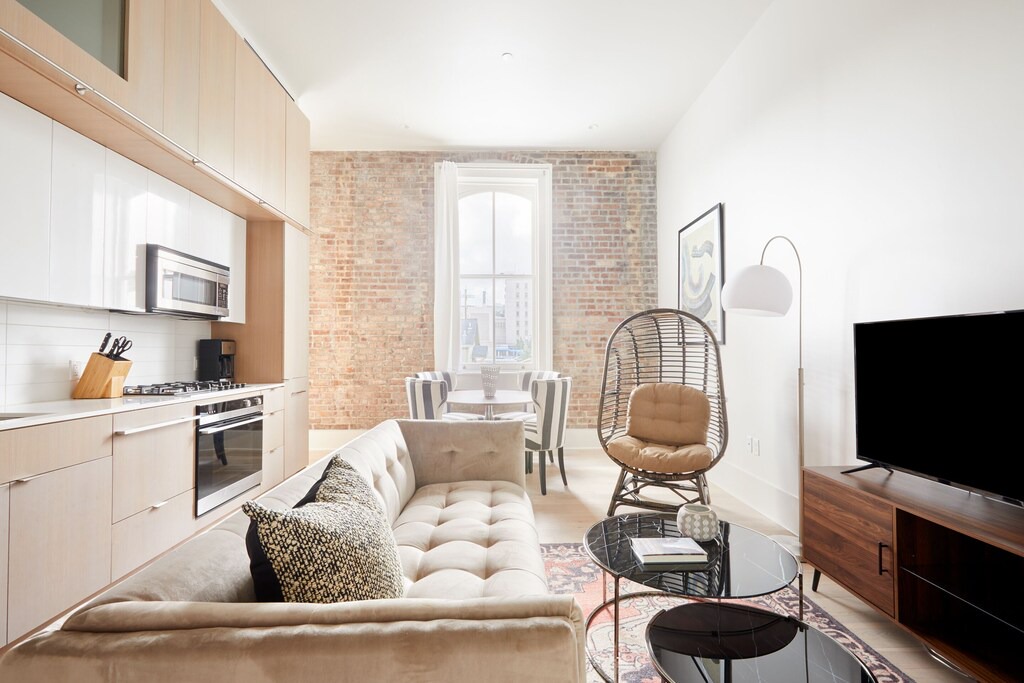 Photo of Livingroom in Tulane - Gravier