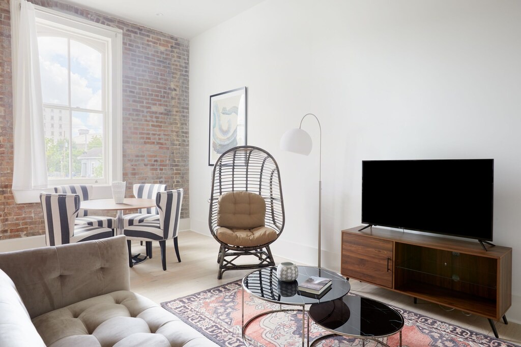 Photo of Livingroom in Tulane - Gravier