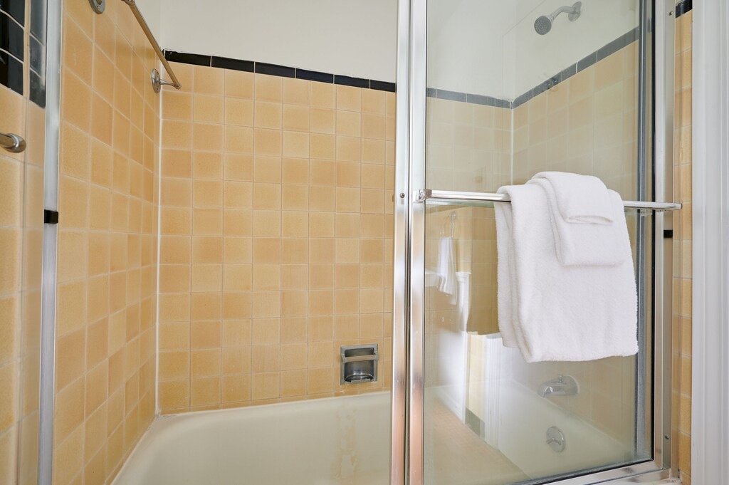 Photo of Bathroom in Lake Cherokee