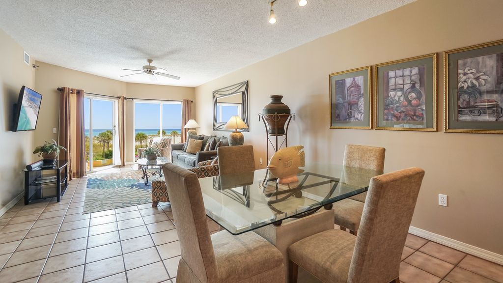Photo of Livingroom in Villa Primera