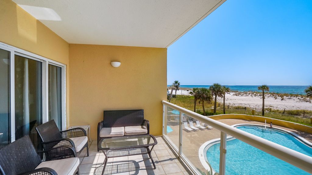 Photo of Patio Balcony in Villa Primera