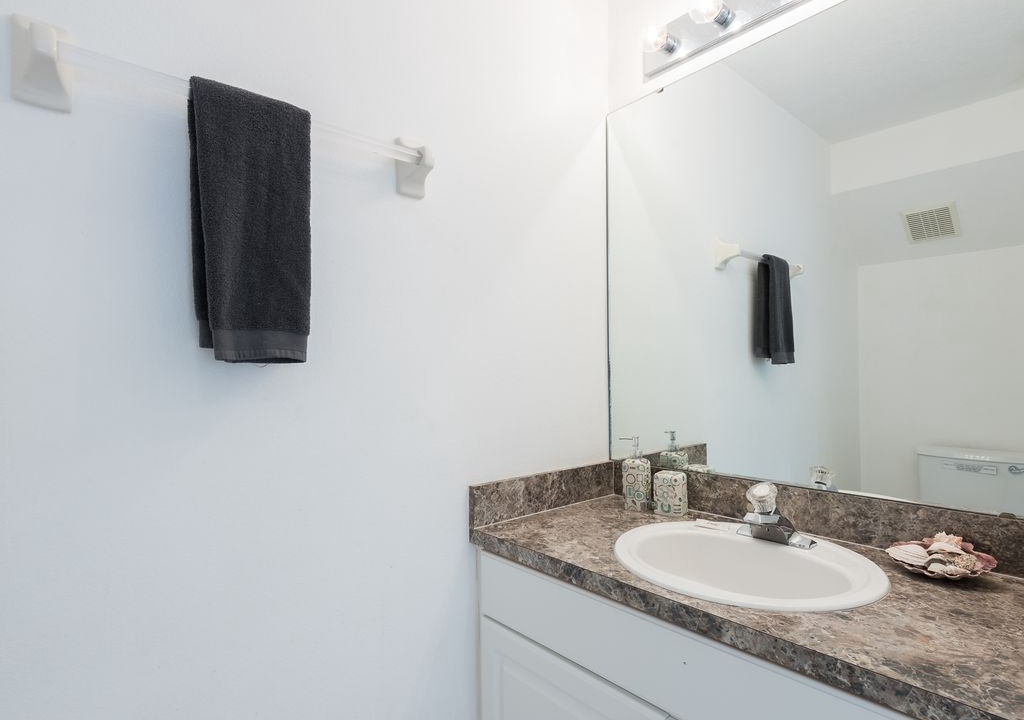 Photo of Bathroom in Sunset Lakes
