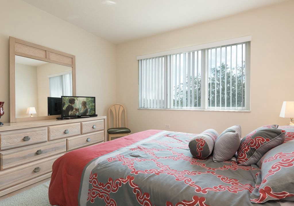 Photo of Bedroom in Sunset Lakes