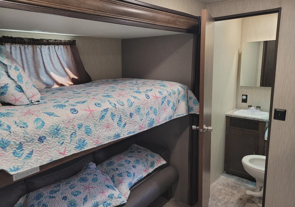 Photo of Bedroom in Port Bolivar