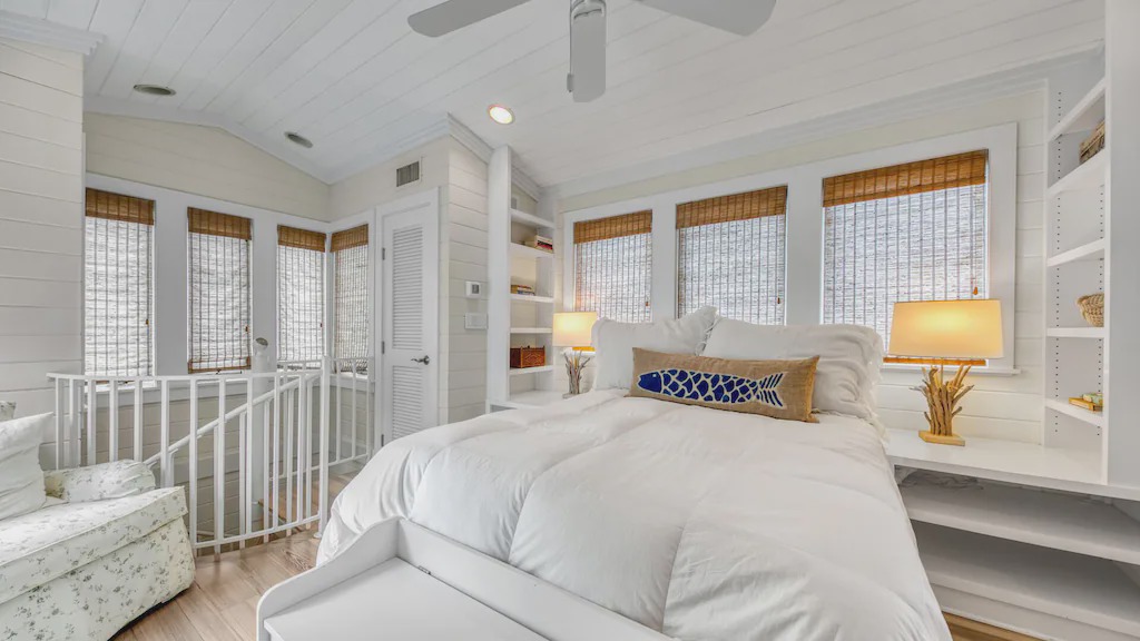 Photo of Bedroom in Seaside