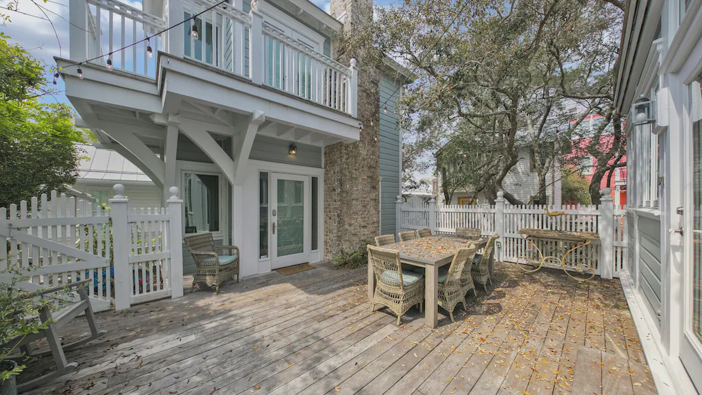 Photo of Buildings in Seaside