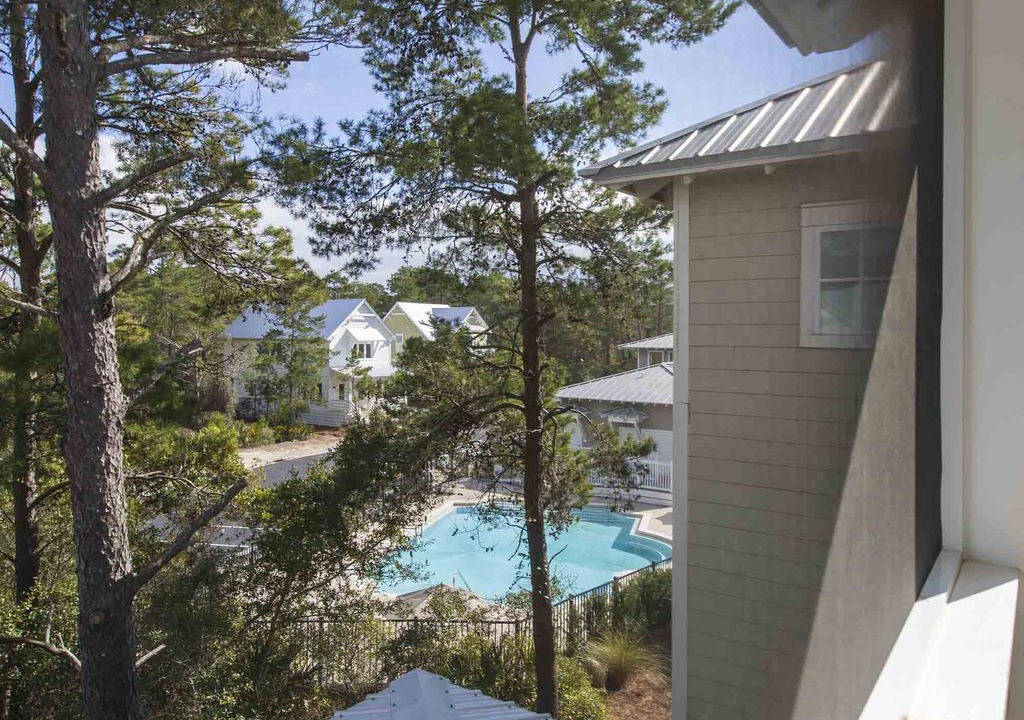 Photo of Buildings in Lakeside at Blue Mountain Beach