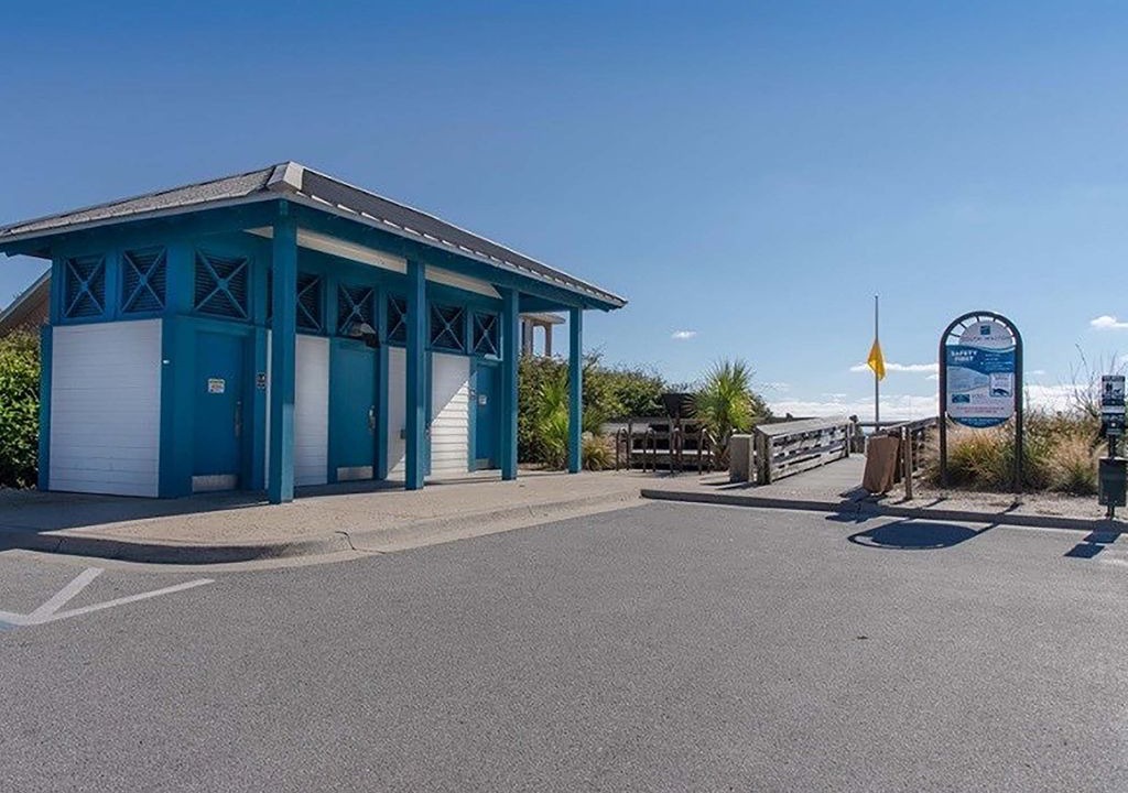 Photo of Buildings in Lakeside at Blue Mountain Beach