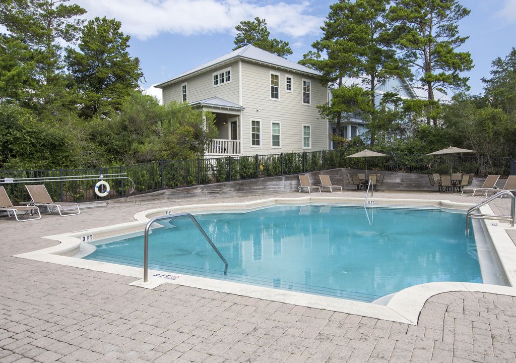 Photo of Outdoor in Lakeside at Blue Mountain Beach