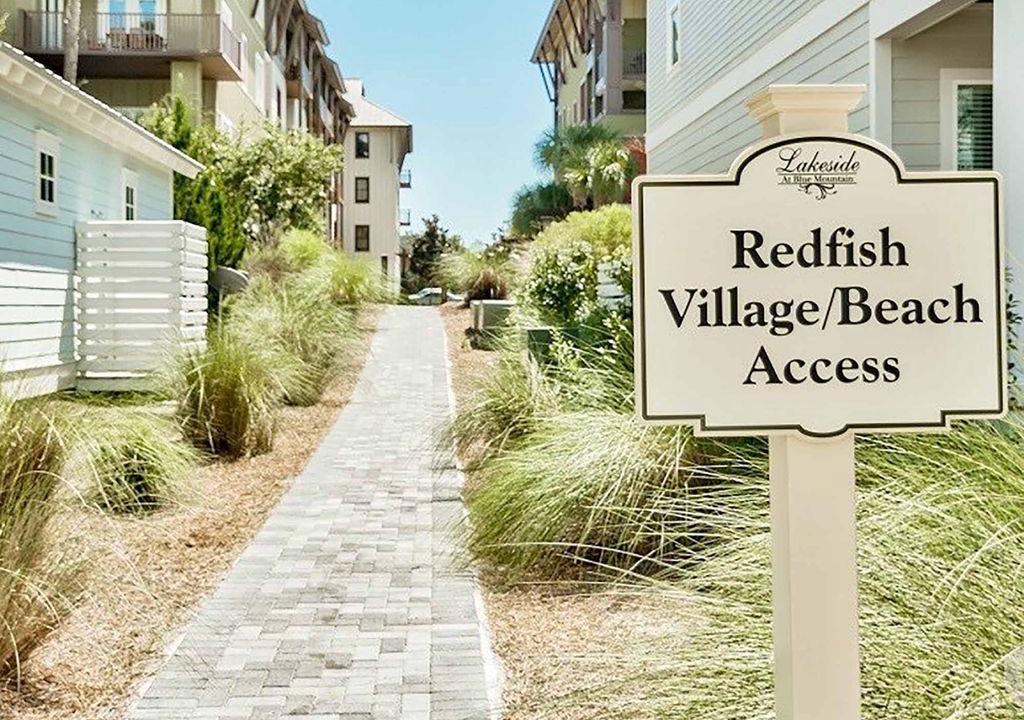 Photo of Buildings in Lakeside at Blue Mountain Beach