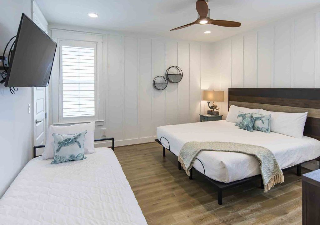 Photo of Bedroom in Lakeside at Blue Mountain Beach