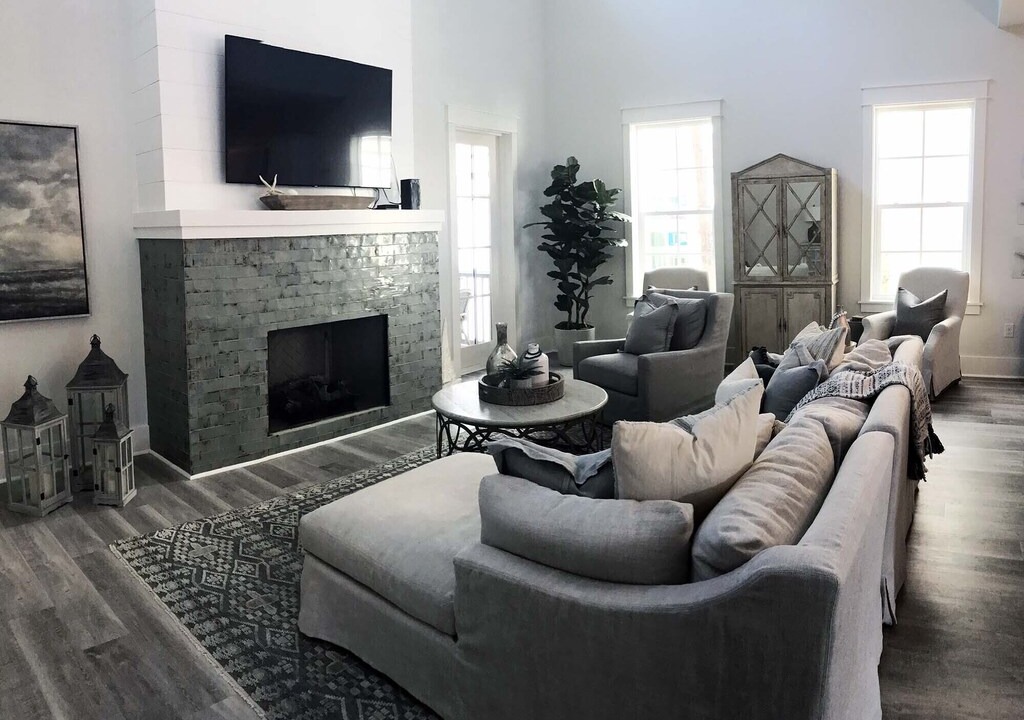 Photo of Livingroom in Lakeside at Blue Mountain Beach