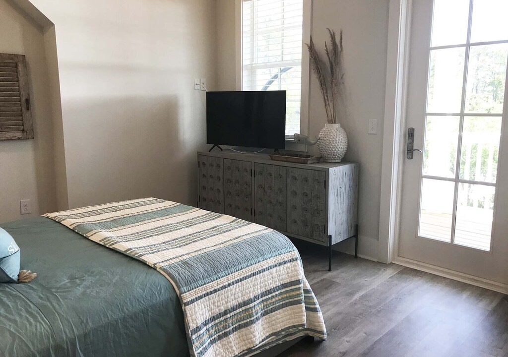 Photo of Bedroom in Lakeside at Blue Mountain Beach