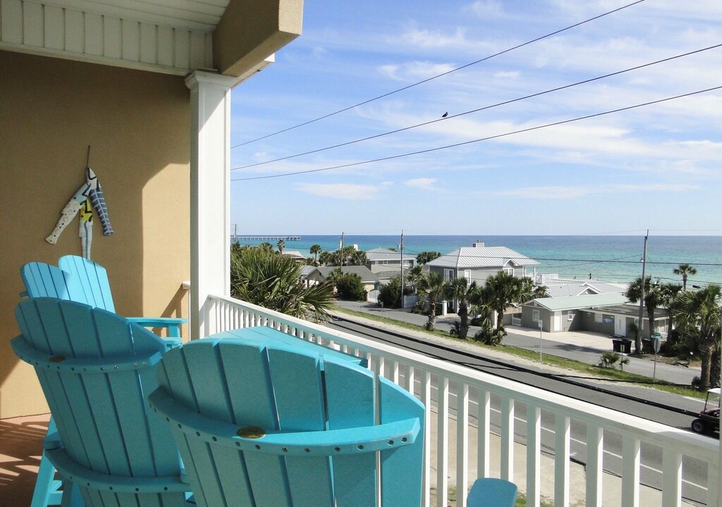 Photo of Patio Balcony in Bahama Beach