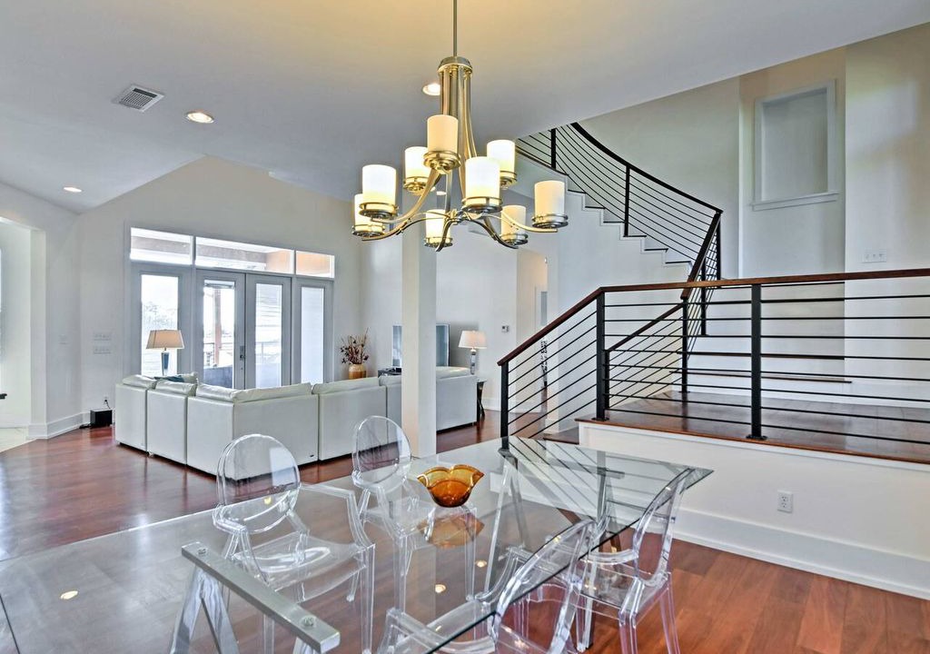 Photo of Livingroom in Gulf Hills