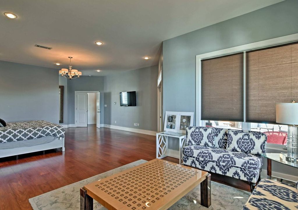 Photo of Livingroom in Gulf Hills