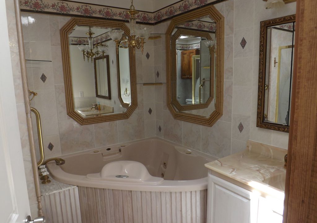 Photo of Bathroom in Gulfport