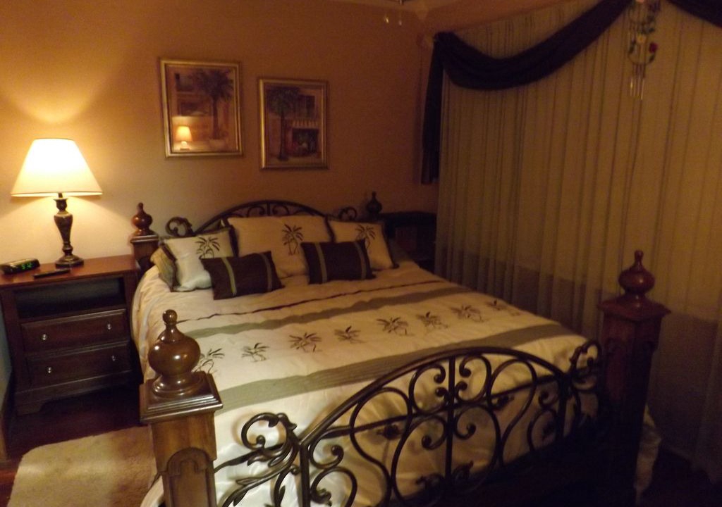 Photo of Bedroom in Gulfport