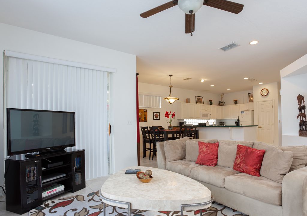 Photo of Livingroom in Sunset Lakes