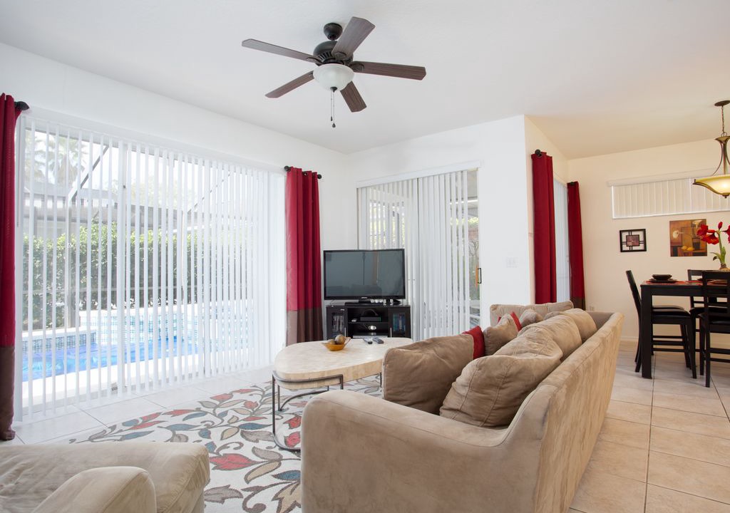 Photo of Livingroom in Sunset Lakes