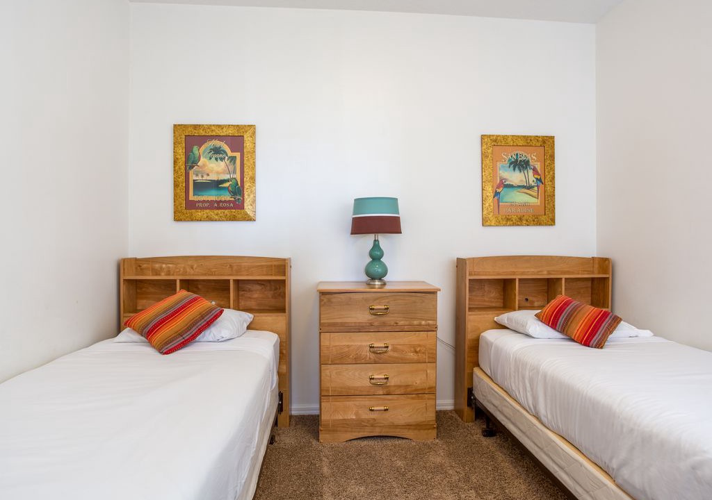 Photo of Bedroom in Sunset Lakes