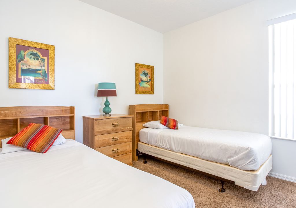 Photo of Bedroom in Sunset Lakes
