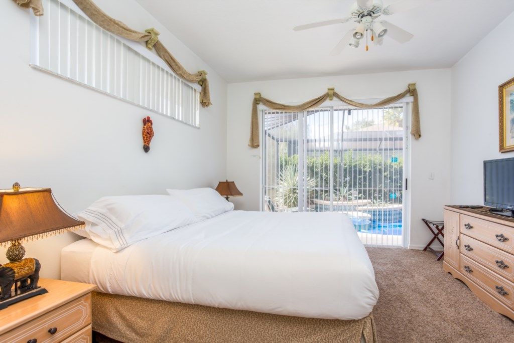 Photo of Bedroom in Sunset Lakes