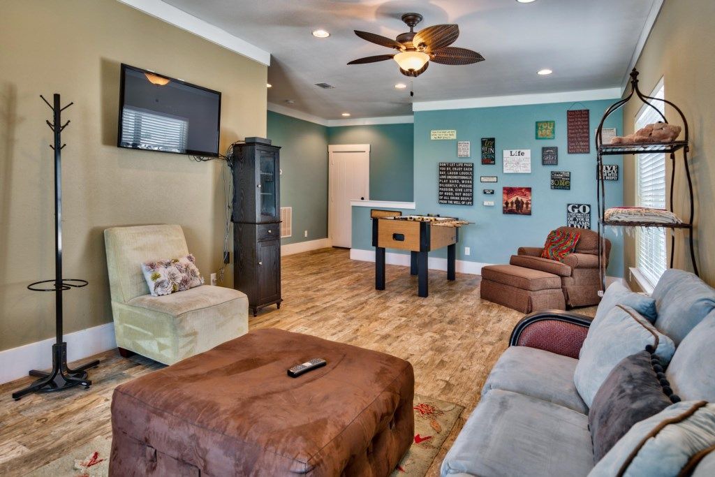 Photo of Livingroom in Bel Air