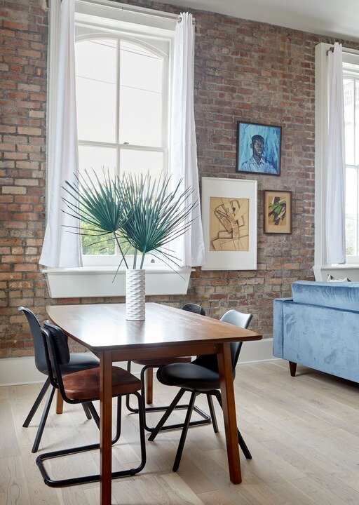 Photo of Livingroom in Tulane - Gravier