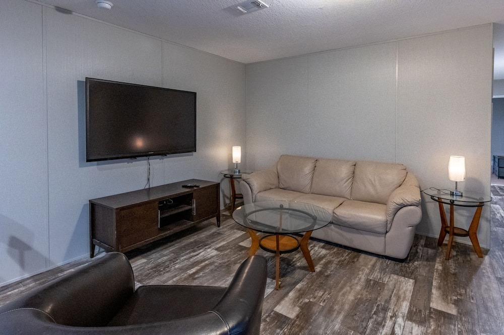 Photo of Livingroom in Nichols