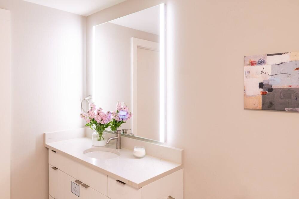 Photo of Bathroom in Downtown Jackson