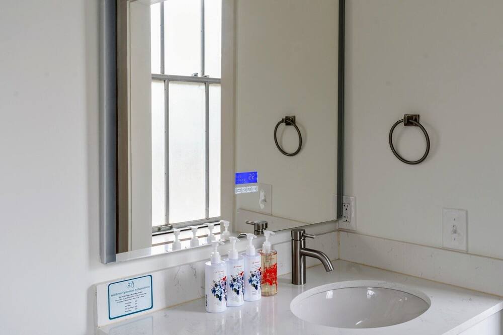 Photo of Bathroom in Downtown Jackson