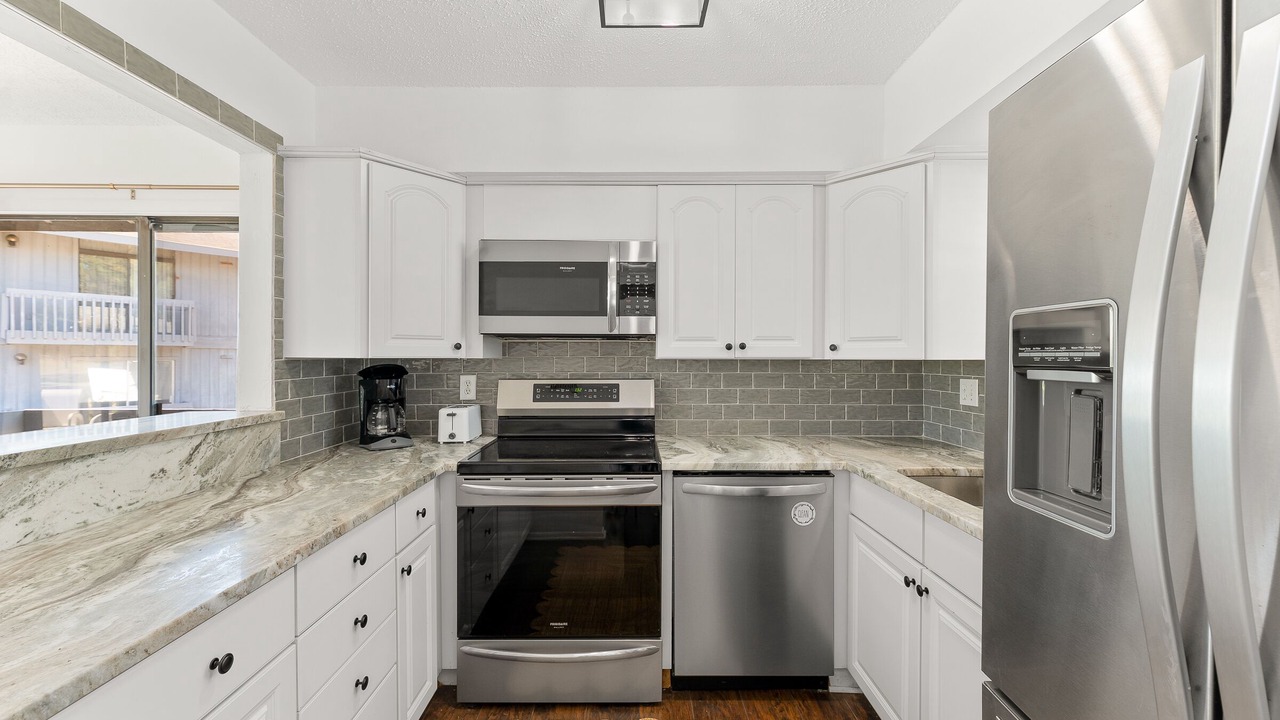 Photo of Kitchen in Daphne