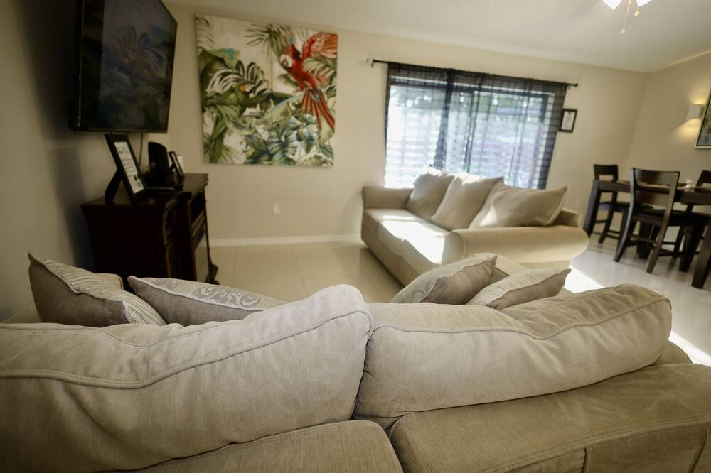 Photo of Livingroom in Poinciana