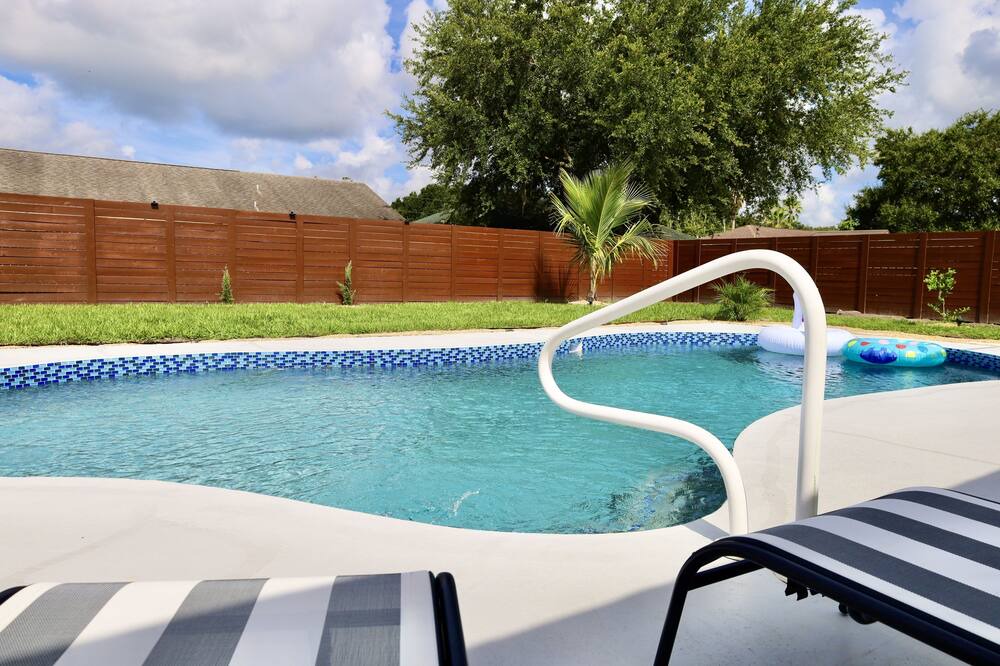 Photo of Outdoor in Poinciana
